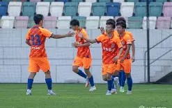 漠南猛虎队险胜泰山猛虎队，赛艇预选赛上演关键失误成转折！定位球制造杀机-九游体育官网